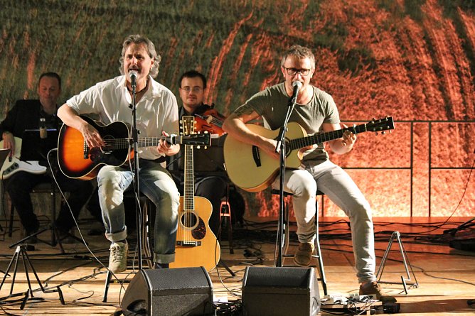 Musik der 60er und 70er Jahre begeisterte (Foto: Karl-Heinz Herrmann) Musik der 60er und 70er Jahre begeisterte (Foto: Karl-Heinz Herrmann)