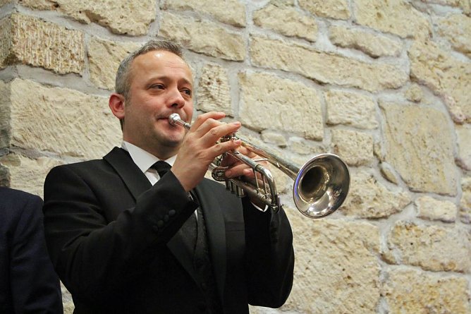 Mit der Little Big Band in die Weihnacht (Foto: Karl-Heinz Herrmann) Mit der Little Big Band in die Weihnacht (Foto: Karl-Heinz Herrmann)