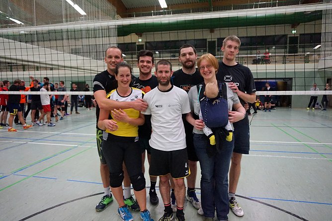 Volleyb&auml;lle flogen zum Neujahrsturnier (Foto: Stefan Siering)