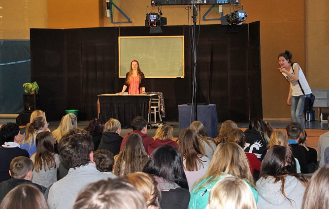 Mobbing in der Schulstunde (Foto: Karl-Heinz Herrmann)