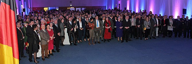 Massenandrang beim Neujahrsempfang (Foto: Karl-Heinz Herrmann) Massenandrang beim Neujahrsempfang (Foto: Karl-Heinz Herrmann)