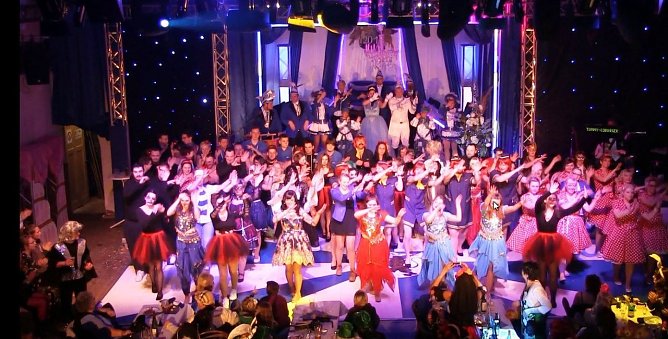 Seit 65 Jahren in Narrenhand, unser Blau-Wei&szlig;es Bebraland (Foto: Silke Erdmann-Gretsch)