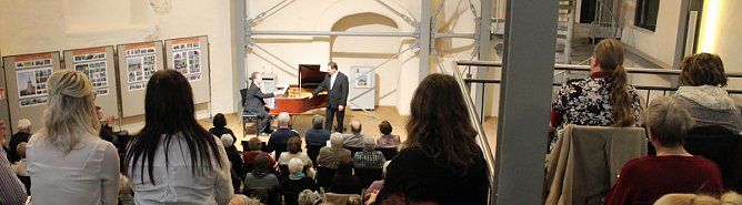 Winterreise bei Regenwetter (Foto: Karl-Heinz Herrmann)