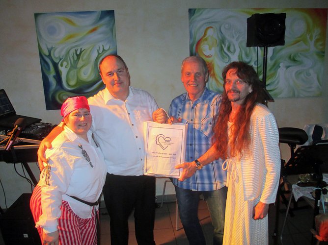 Mit Sir Henri auf Seefahrt (Foto: Ina R&ouml;mer)