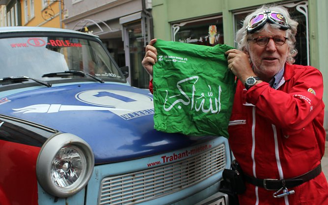 Drehorgel-Rolf in Sondershausen (Foto: Karl-Heinz Herrmann) Drehorgel-Rolf in Sondershausen (Foto: Karl-Heinz Herrmann)