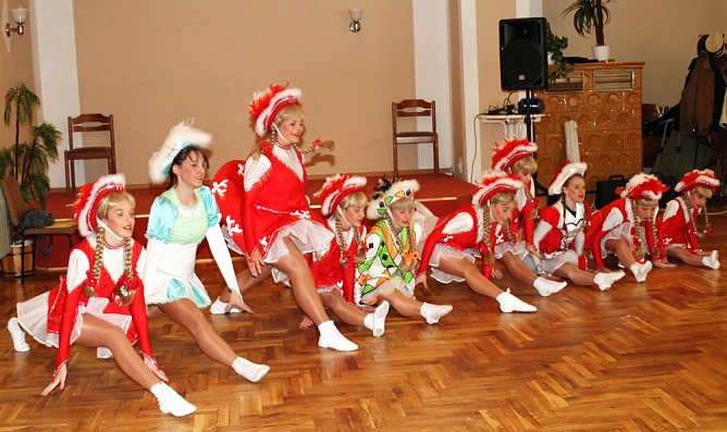 Alterskameraden der Feuerwehr treffen sich (Foto: Günter Herting) Alterskameraden der Feuerwehr treffen sich (Foto: Günter Herting)