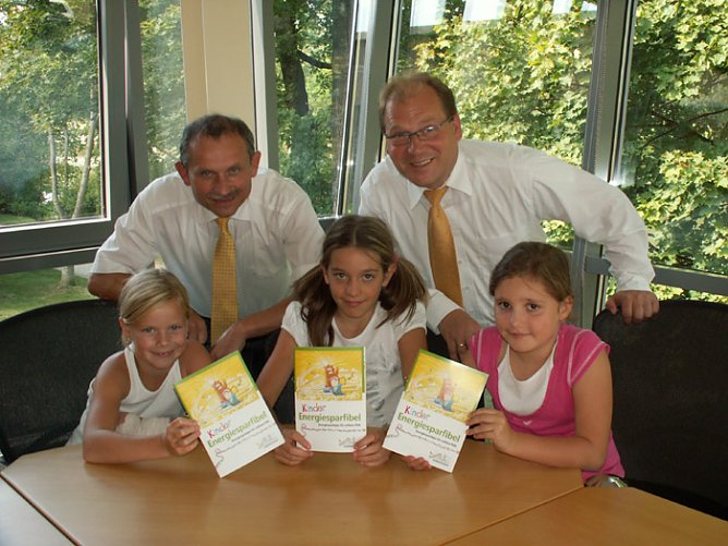 Kindereinsparfibel (Foto: Stadtwerke Sondershausen) Kindereinsparfibel (Foto: Stadtwerke Sondershausen)