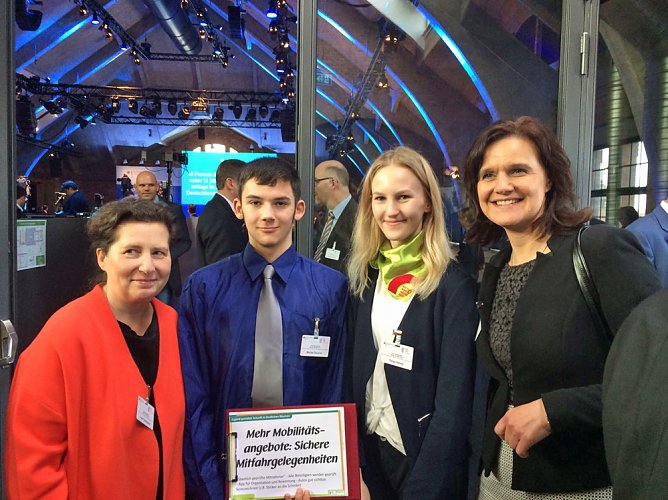 Demografiegipfel in Berlin (Foto: Landratsamt Kyffhäuserkreis) Demografiegipfel in Berlin (Foto: Landratsamt Kyffhäuserkreis)