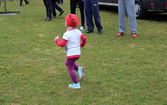 Zuschauermagnet Bambini Lauf (Foto: Karl-Heinz Herrmann)