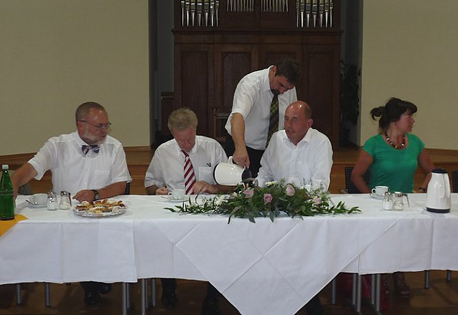 Besuch Tiefensee (Foto: Karl-Heinz Herrmann) Besuch Tiefensee (Foto: Karl-Heinz Herrmann)