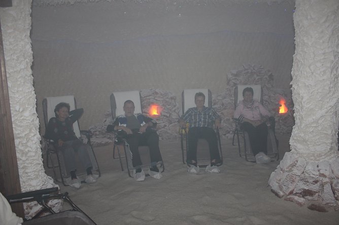 Das Besondere an der Salzgrotte (Foto: Karl-Heinz Herrmann) Das Besondere an der Salzgrotte (Foto: Karl-Heinz Herrmann)