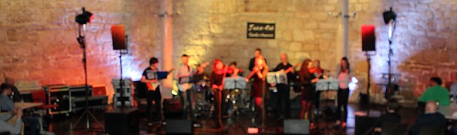 Junge Musiker beim Jazz (Foto: Karl-Heinz Herrmann) Junge Musiker beim Jazz (Foto: Karl-Heinz Herrmann)