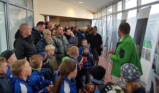 Spenden&uuml;bergabe im Kinderhospiz (Foto: Steffen Kobrow)
