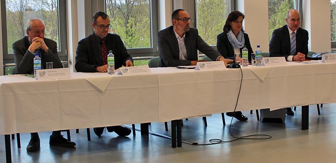 Landwirtschaftskonferenz des Kyffhäuserkreises (1) (Foto: Karl-Heinz Herrmann) Landwirtschaftskonferenz des Kyffhäuserkreises (1) (Foto: Karl-Heinz Herrmann)