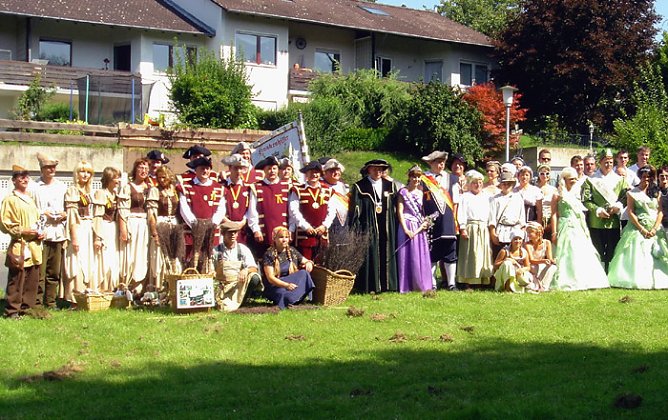Erntedankfest Bad Sooden-Allendorf (Foto: Stadt Bad Frankenhausen) Erntedankfest Bad Sooden-Allendorf (Foto: Stadt Bad Frankenhausen)