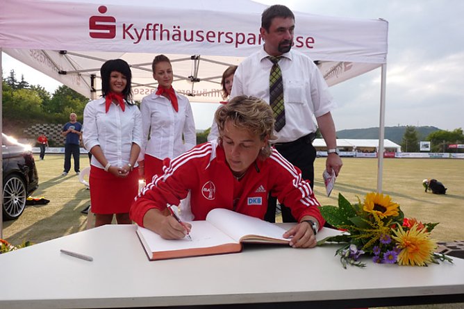 Steffi Nerius auf dem Göldner (Foto: Hans-Jürgen Schmidt) Steffi Nerius auf dem Göldner (Foto: Hans-Jürgen Schmidt)