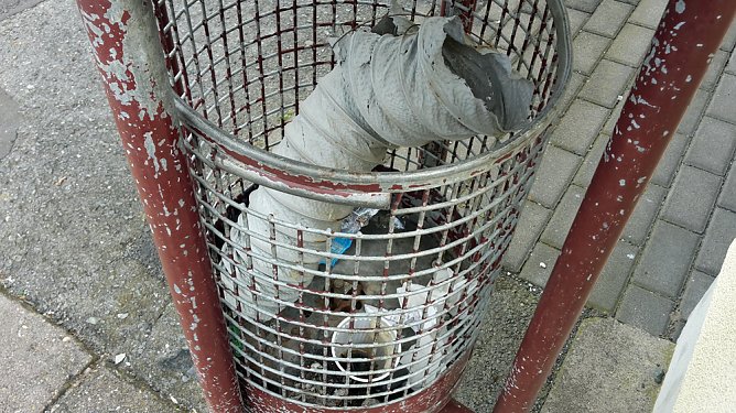 Probleme mit der Sauberkeit (Foto: Karl-Heinz Herrmann) Probleme mit der Sauberkeit (Foto: Karl-Heinz Herrmann)