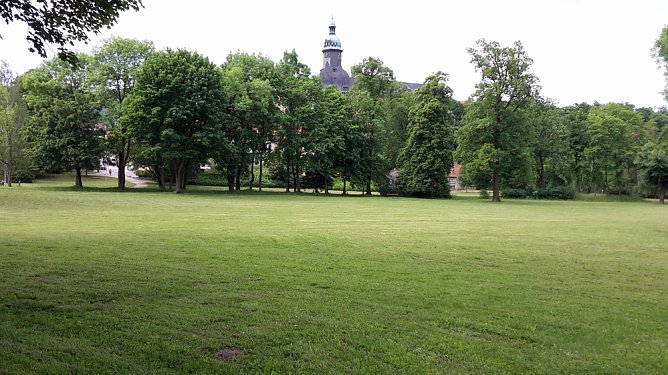 Sondershausen macht sich schick (Foto: Karl-Heinz Herrmann) Sondershausen macht sich schick (Foto: Karl-Heinz Herrmann)