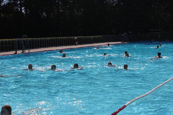 24-h-Schwimmen gestartet (Foto: Karl-Heinz Herrmann)