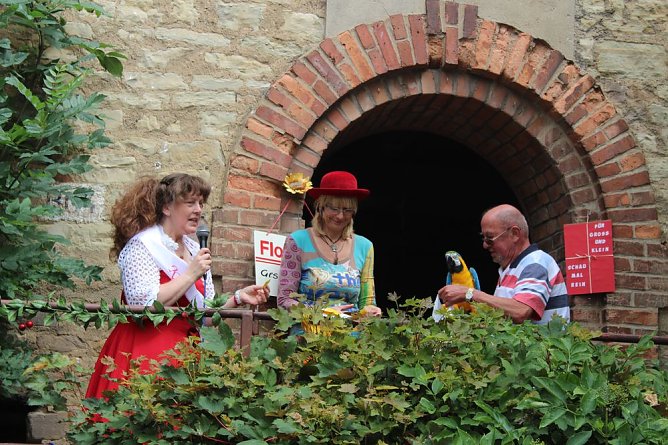  Beim Kirschmarkt in Braunsroda (Foto: Karl-Heinz Herrmann)