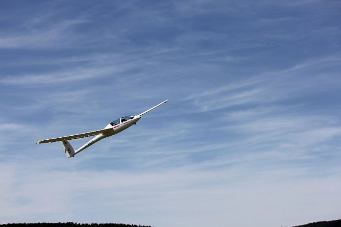 Flugplatzfest 2017 am Flugplatz Bad Frankenhausen - Udersleben (Foto: Maron Haas) Flugplatzfest 2017 am Flugplatz Bad Frankenhausen - Udersleben (Foto: Maron Haas)