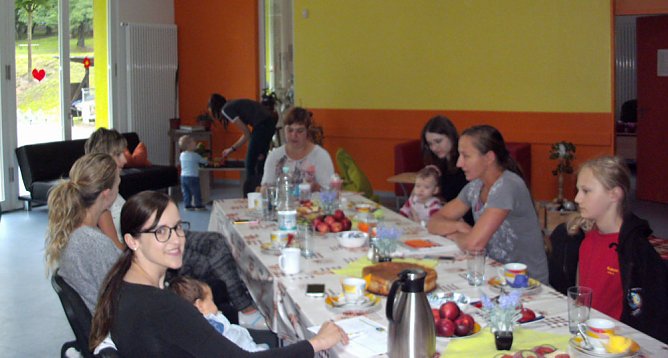 Mutter-, Vater,- Kindfrühstück im Freizeitzentrum Artern (Foto: Freizeitzentrum Artern) Mutter-, Vater,- Kindfrühstück im Freizeitzentrum Artern (Foto: Freizeitzentrum Artern)