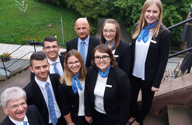 Sechs neue Volksbanker (Foto: Nordth&uuml;ringer Volksbank)