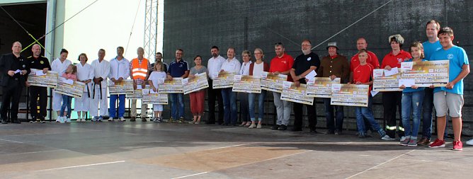 Energiegeladener Tag! (Foto: Karl-Heinz Herrmann) Energiegeladener Tag! (Foto: Karl-Heinz Herrmann)