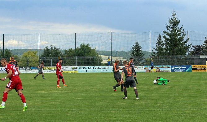 Im Pokal Eintracht gegen Gera (Foto: Karl-Heinz Herrmann) Im Pokal Eintracht gegen Gera (Foto: Karl-Heinz Herrmann)