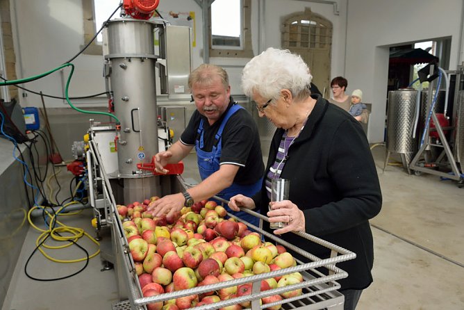 Apfel- und Wildobstwochen in der Hohen Schrecke (Foto: Thomas Stephan) Apfel- und Wildobstwochen in der Hohen Schrecke (Foto: Thomas Stephan)