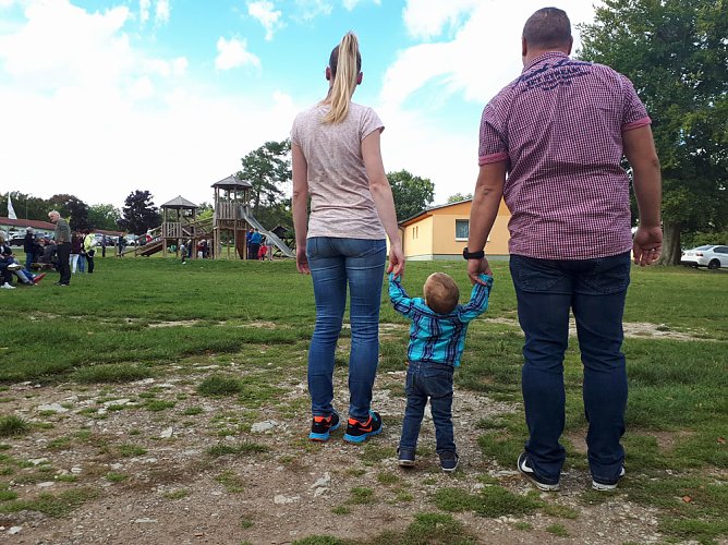 Fr&ouml;hliche Stimmung beim Sommerfest... (Foto: Landratsamt Kyffh&auml;userkreis)