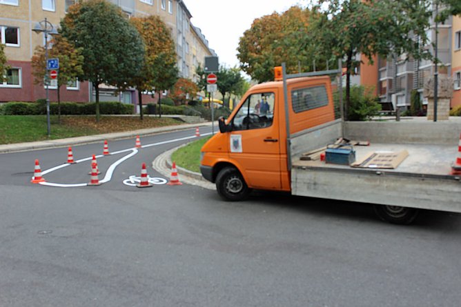 Fahrradspur wieder markiert (Foto: Karl-Heinz Herrmann)