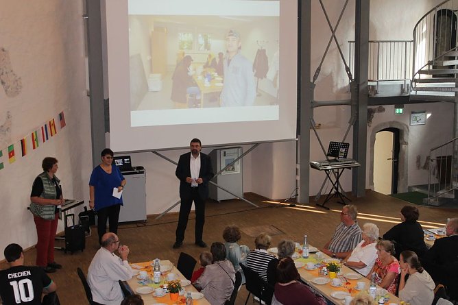 Tag der Begegnungen im Bürgerzentrum (Foto: Karl-Heinz Herrmann) Tag der Begegnungen im Bürgerzentrum (Foto: Karl-Heinz Herrmann)