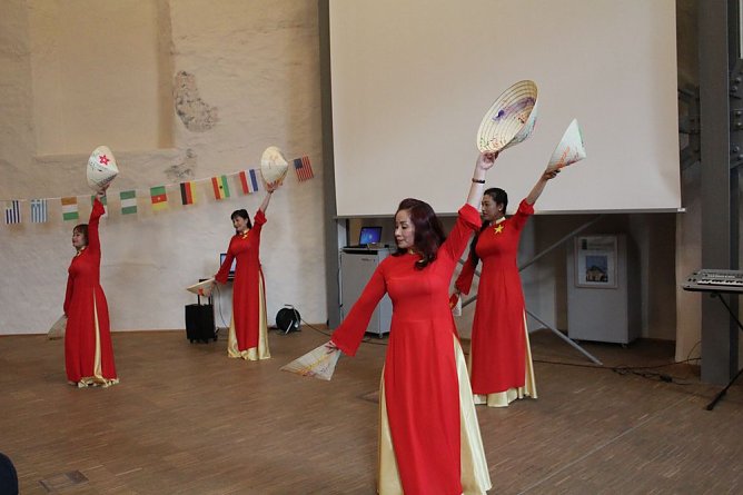 Tag der Begegnungen im Bürgerzentrum (Foto: Karl-Heinz Herrmann) Tag der Begegnungen im Bürgerzentrum (Foto: Karl-Heinz Herrmann)