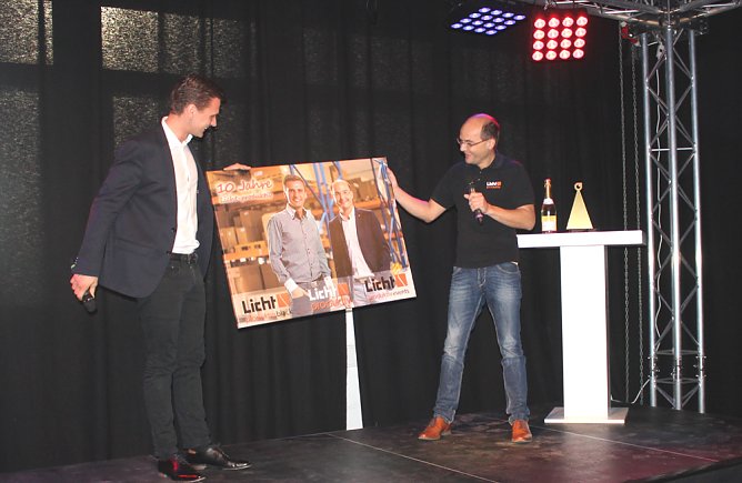 Unternehmer des Jahres im Kyffhäuserkreis (Foto: Karl-Heinz Herrmann) Unternehmer des Jahres im Kyffhäuserkreis (Foto: Karl-Heinz Herrmann)