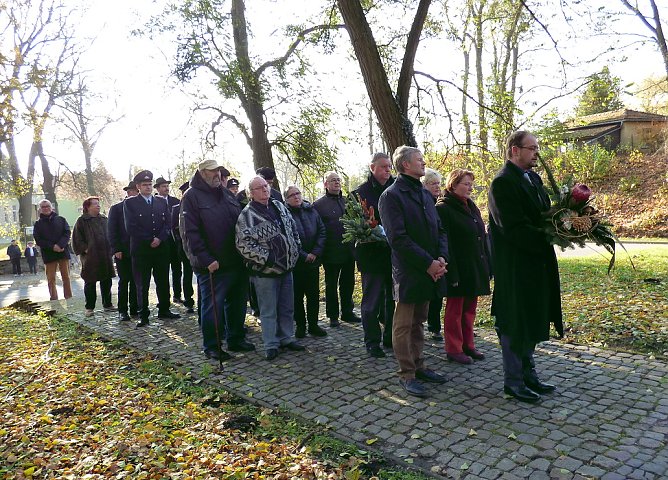 Volkstrauertag 2017 (Foto: Peter M&ouml;bius)