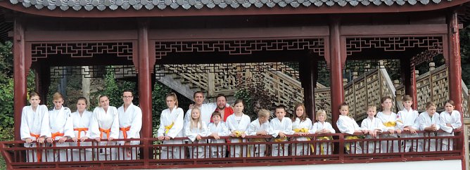 Vereinsfoto im Chinesischen Garten (Foto: Kampfkunstverein)