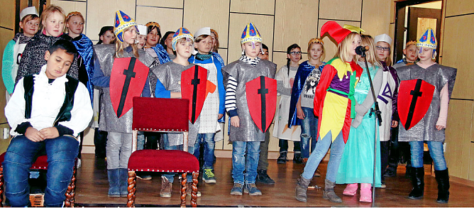 Weihnachtsmarkt in Udersleben (Foto: Stadt Bad Frankenhausen) Weihnachtsmarkt in Udersleben (Foto: Stadt Bad Frankenhausen)