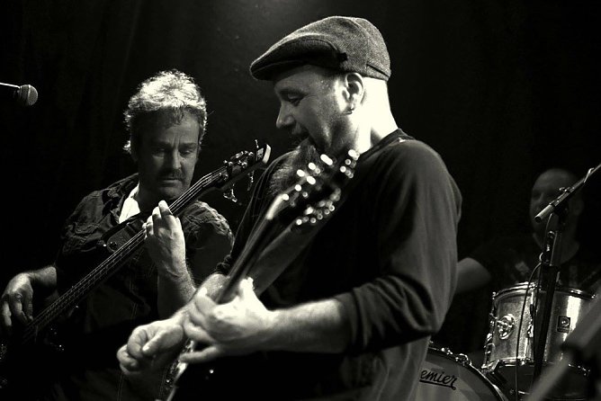 INUTERO & Walter Mitty Bluesband (Foto: Frank Ludwig) INUTERO & Walter Mitty Bluesband (Foto: Frank Ludwig)