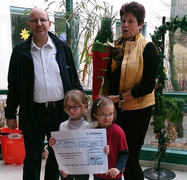 Spende von Sanit&auml;tshaus (Foto: F&ouml;rderzentrum SDH)