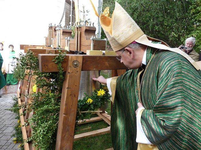 Glockenweihe Elisabethkirche Sondershausen (Foto: Karl-Heinz Herrmann) Glockenweihe Elisabethkirche Sondershausen (Foto: Karl-Heinz Herrmann)