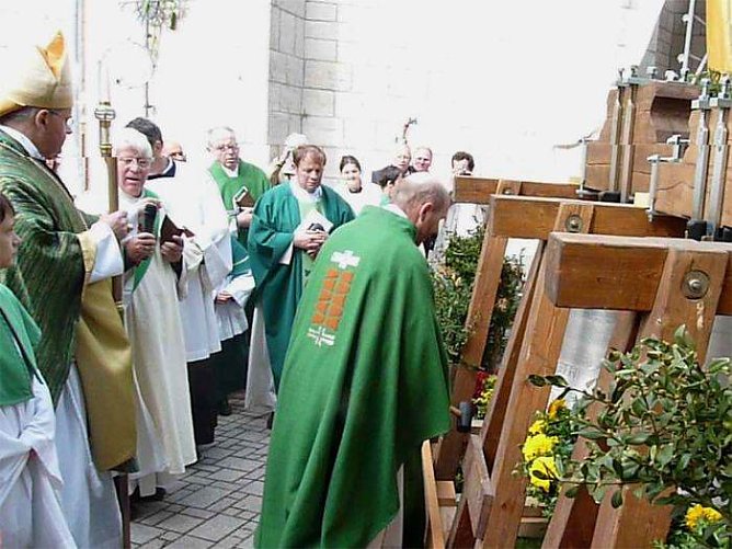 Glockenweihe Elisabethkirche Sondershausen (Foto: Karl-Heinz Herrmann) Glockenweihe Elisabethkirche Sondershausen (Foto: Karl-Heinz Herrmann)