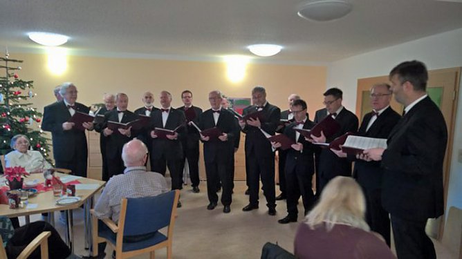 Weihnachtsfeier im Betreuten Wohnen der Volkssolidarität (Foto: Yvonne Kraft) Weihnachtsfeier im Betreuten Wohnen der Volkssolidarität (Foto: Yvonne Kraft)