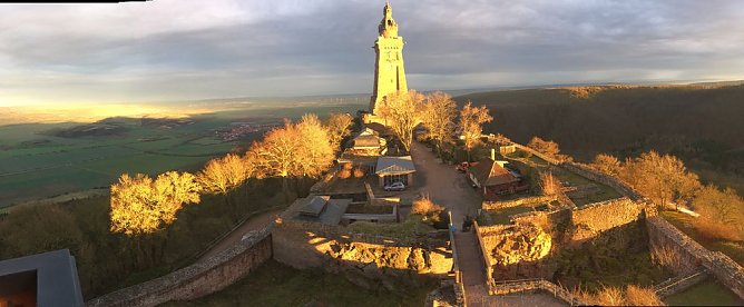 Kyffh&auml;user-Denkmal t&auml;glich ge&ouml;ffnet! (Foto: Heiko Kolbe)
