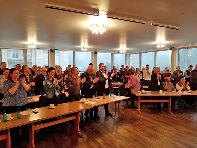 Krautwurst jetzt offiziell Landratskandidat (Foto: Kay Kriese) Krautwurst jetzt offiziell Landratskandidat (Foto: Kay Kriese)