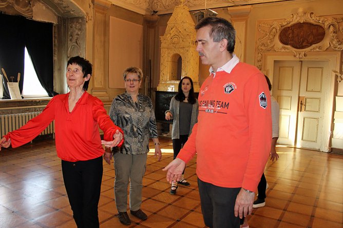 Tanztraining für die Schlössertage 2018 (Foto: Karl-Heinz Herrmann) Tanztraining für die Schlössertage 2018 (Foto: Karl-Heinz Herrmann)