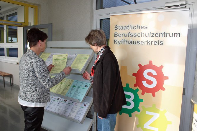 Ansturm aufs SBZ (Foto: Karl-Heinz Herrmann) Ansturm aufs SBZ (Foto: Karl-Heinz Herrmann)