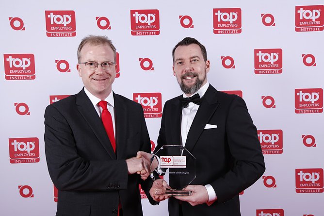 Arbeitgeber mit Auszeichnung (Foto: WAGO) Arbeitgeber mit Auszeichnung (Foto: WAGO)