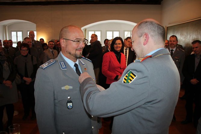 Kommandeur verabschiedet (Foto: Karl-Heinz Herrmann)