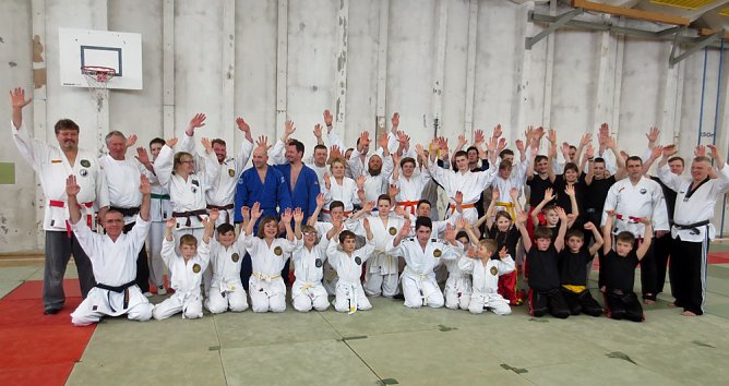 In Artern f&uuml;hrte Kampfkunstverein Ausbildungen durch (Foto: Werner Bank)